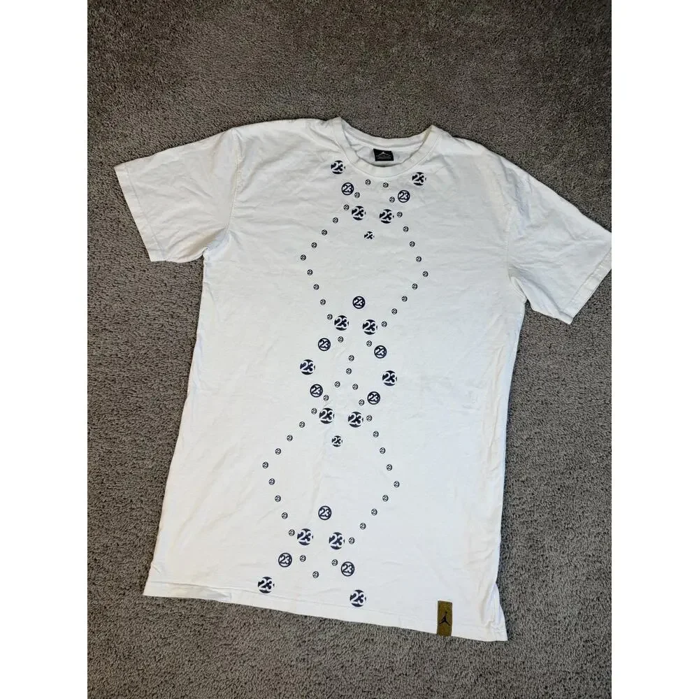 Jordan Shirt Mens XL White 23 Circle Print Graphic Crew Neck Cotton Classic Fit